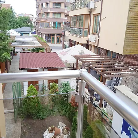 в непосредствена близост до плажа Burgas