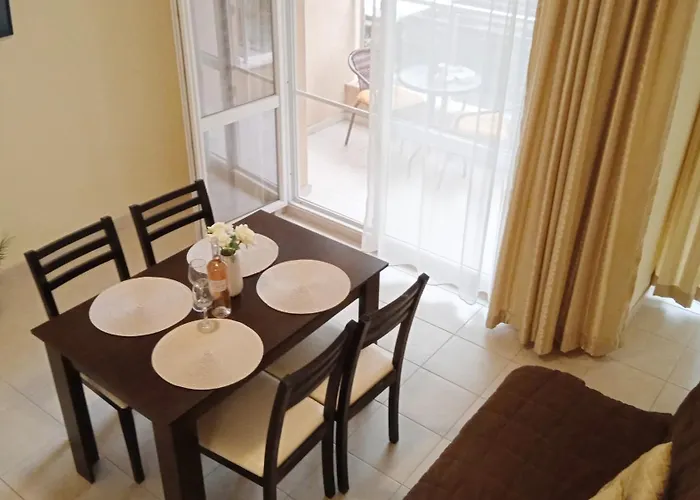 в непосредствена близост до плажа * Burgas City