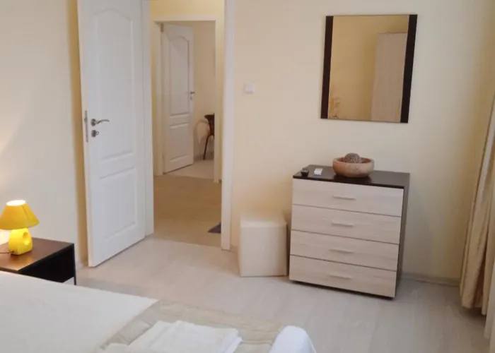 в непосредствена близост до плажа * Burgas City